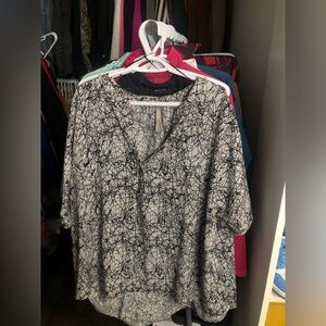 I lost a lot of weight so I need a change of wardrobe / women's chiffon shirt